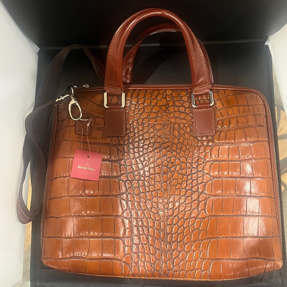 Bagitali Alligator Leather Laptop Bag – Luxury, Durability, and Style (NEW)